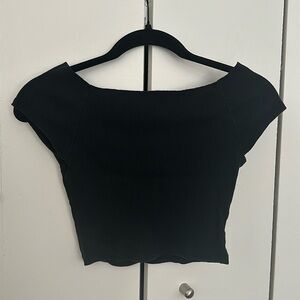 🖤 Off the shoulder black Brandy Melville ribbed crop top